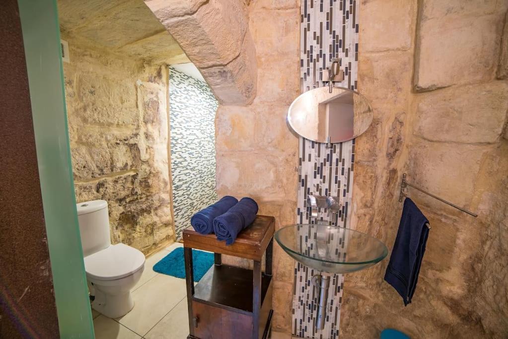 Ta- The Artist Apartment Valletta Exterior photo