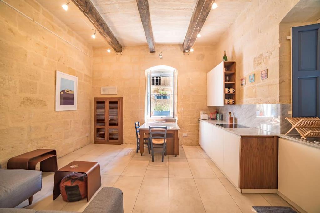 Ta- The Artist Apartment Valletta Exterior photo